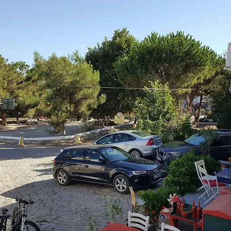 Alaybey Ada Evi 招待所 博兹贾阿达岛