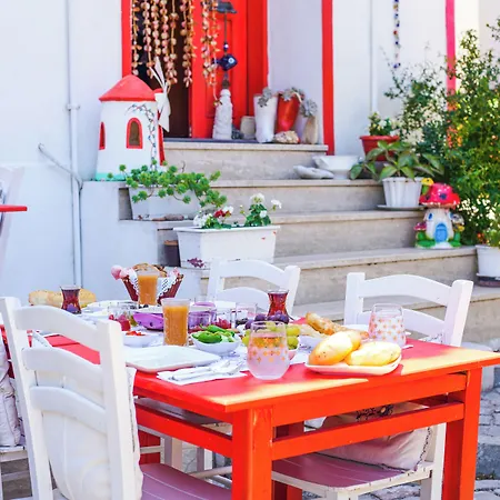 招待所 Alaybey Ada Evi 博兹贾阿达岛