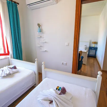 Alaybey Ada Evi * 博兹贾阿达岛