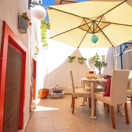 招待所 Alaybey Ada Evi 博兹贾阿达岛