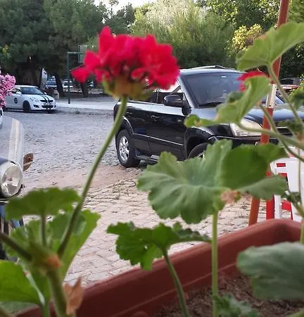 Alaybey Ada Evi Pensjonat *