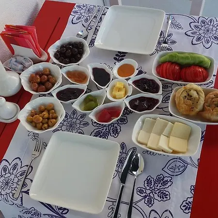 Alaybey Ada Evi *