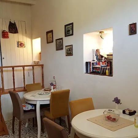 Pensjonat Alaybey Ada Evi