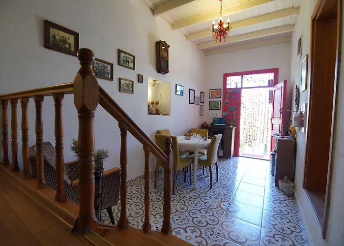 Alaybey Ada Evi بوزجادا