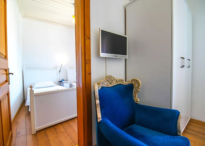 Alaybey Ada Evi بيت ضيافة *