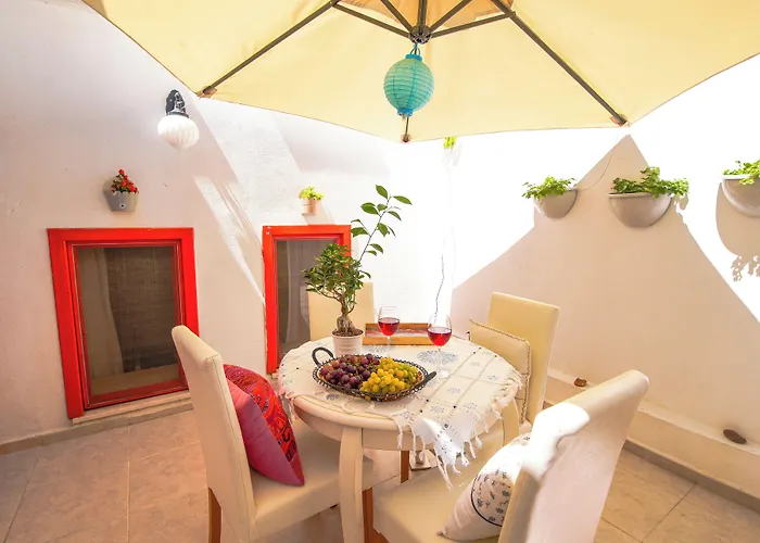 Alaybey Ada Evi بوزجادا